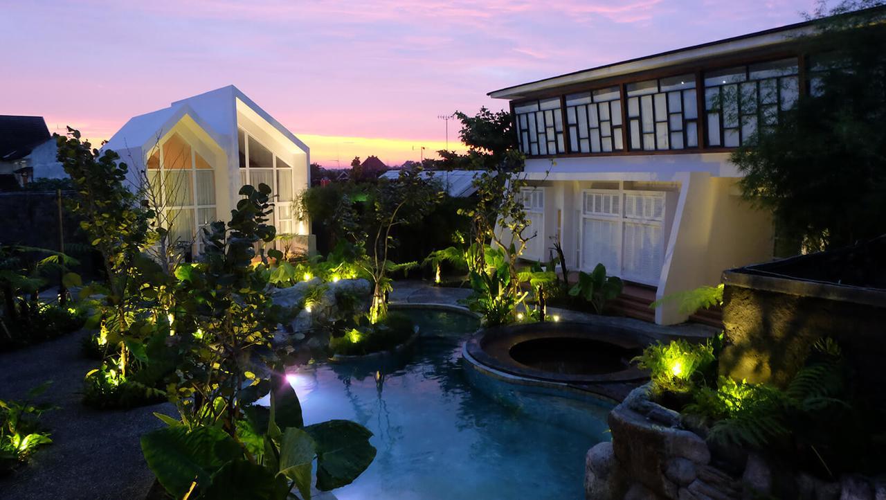 Yats Colony Otel Yogyakarta Dış mekan fotoğraf